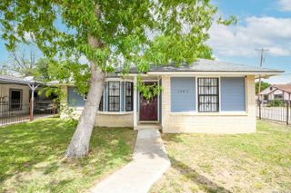1543 Rada, San Antonio, TX 78214