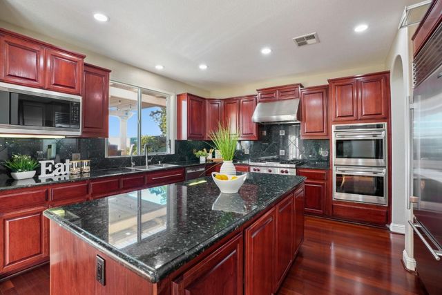 1553 Quiet Pond Lane, San Jose, CA 95138