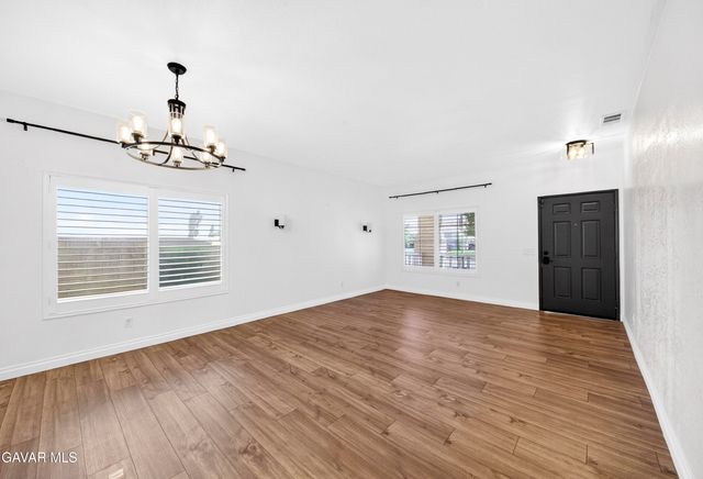 2037 Avenue H-6, Lancaster, CA 93536