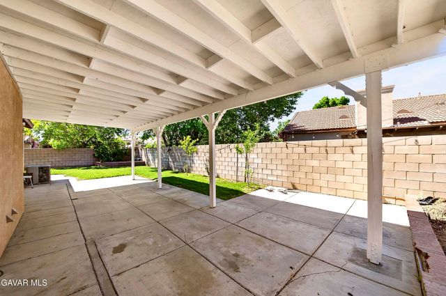 2037 Avenue H-6, Lancaster, CA 93536