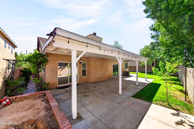 2037 Avenue H-6, Lancaster, CA 93536