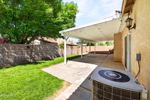 2037 Avenue H-6, Lancaster, CA 93536