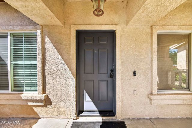 2037 Avenue H-6, Lancaster, CA 93536