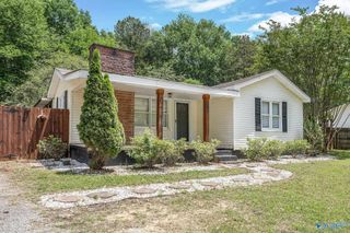 236 Hampton Road NW, Hartselle, AL 35640