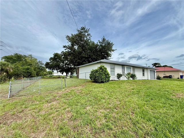 101 Curtis AVE N, Lehigh Acres, FL 33971
