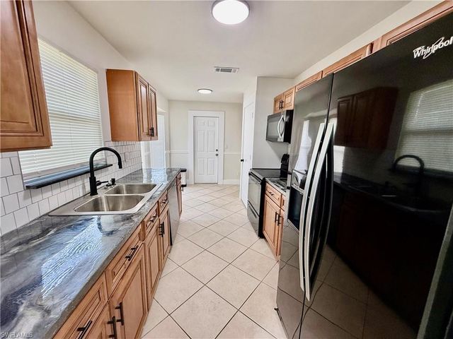 101 Curtis AVE N, Lehigh Acres, FL 33971