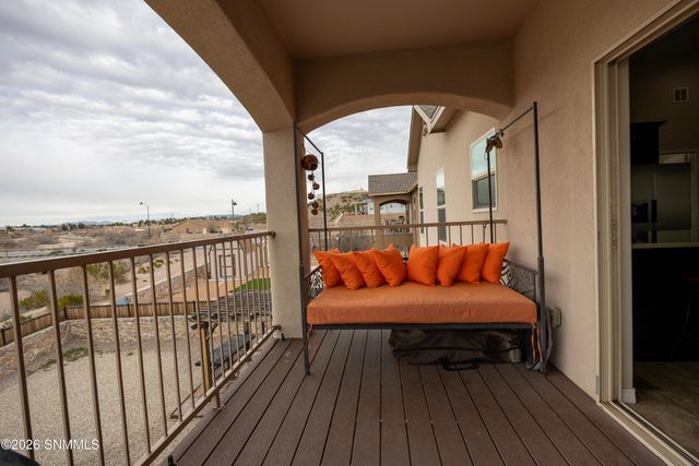 2993 Escenico Court, Las Cruces, NM 88012