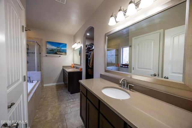 2993 Escenico Court, Las Cruces, NM 88012