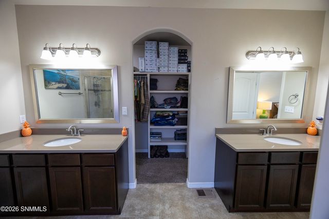 2993 Escenico Court, Las Cruces, NM 88012