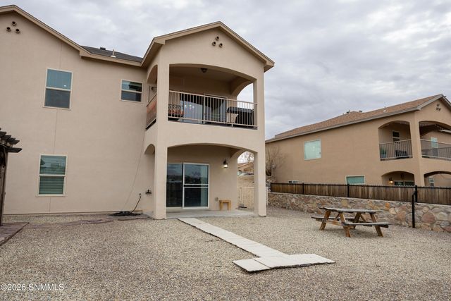 2993 Escenico Court, Las Cruces, NM 88012