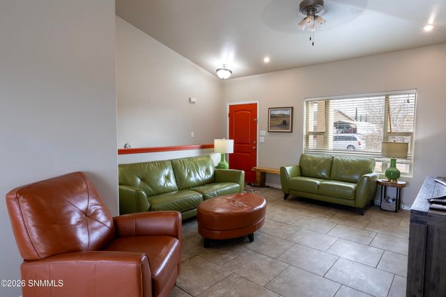 2993 Escenico Court, Las Cruces, NM 88012