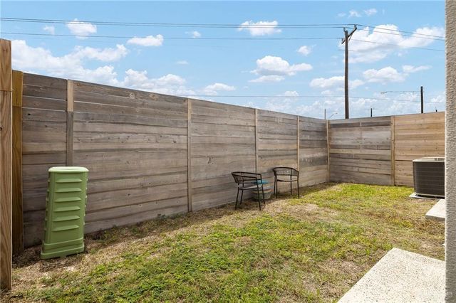 2637 Warbler Avenue, Mcallen, TX 78504
