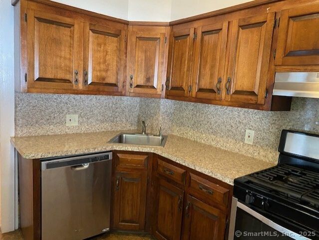 53 Horton Avenue 2, Cheshire, CT 06410