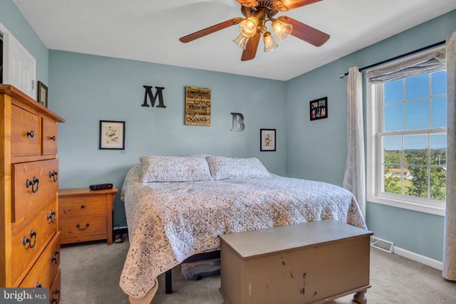 91 LAKE MEADE DR, East Berlin, PA 17316