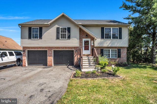 91 LAKE MEADE DR, East Berlin, PA 17316
