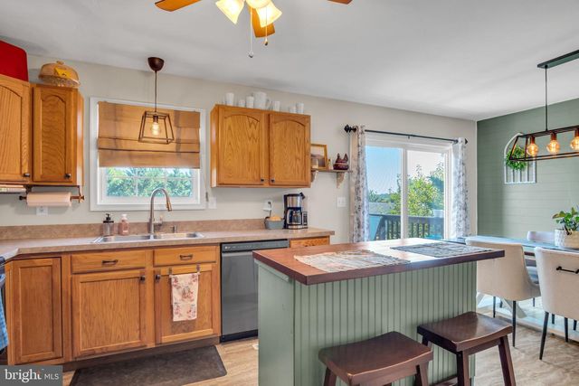91 LAKE MEADE DR, East Berlin, PA 17316