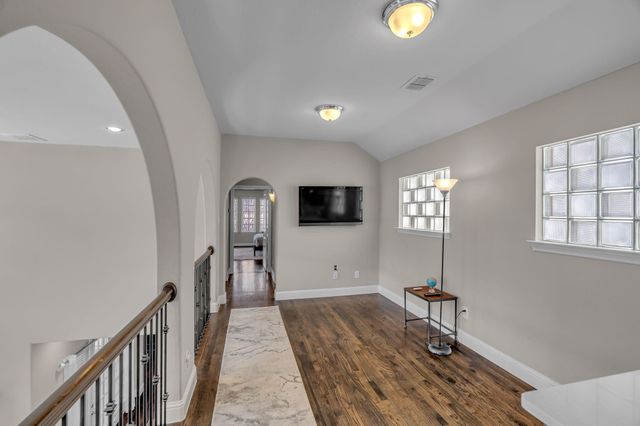350 Loma Alta Drive, Flower Mound, TX 75022
