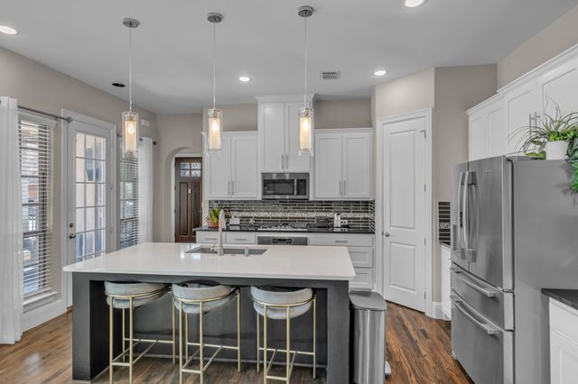 350 Loma Alta Drive, Flower Mound, TX 75022