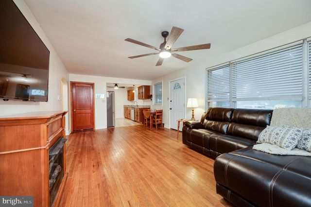 4425 8TH AVE, Temple, PA 19560
