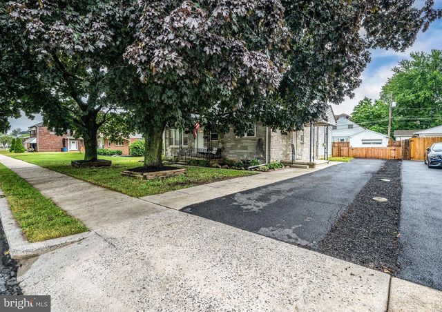 4425 8TH AVE, Temple, PA 19560