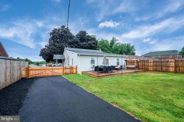 4425 8TH AVE, Temple, PA 19560