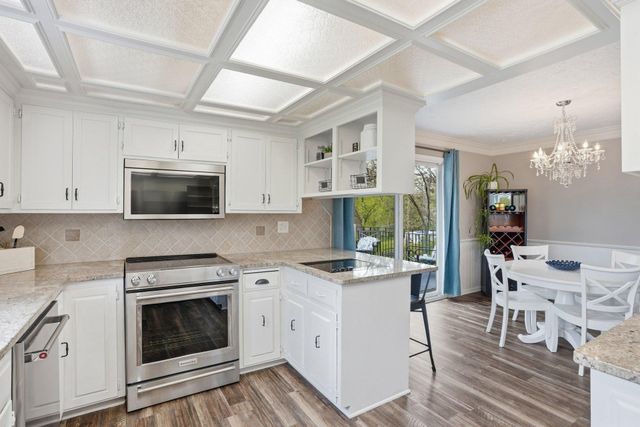 5075 Big Woods Boulevard, Chaska, MN 55318