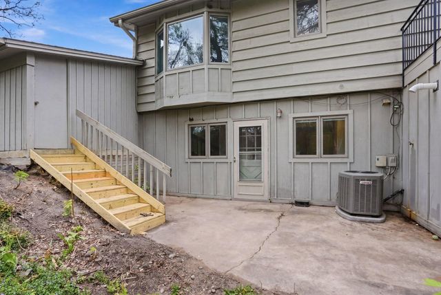 5075 Big Woods Boulevard, Chaska, MN 55318