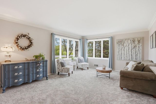 5075 Big Woods Boulevard, Chaska, MN 55318