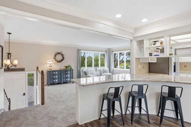 5075 Big Woods Boulevard, Chaska, MN 55318