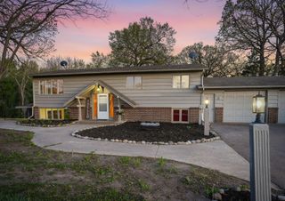 5075 Big Woods Boulevard, Chaska, MN 55318