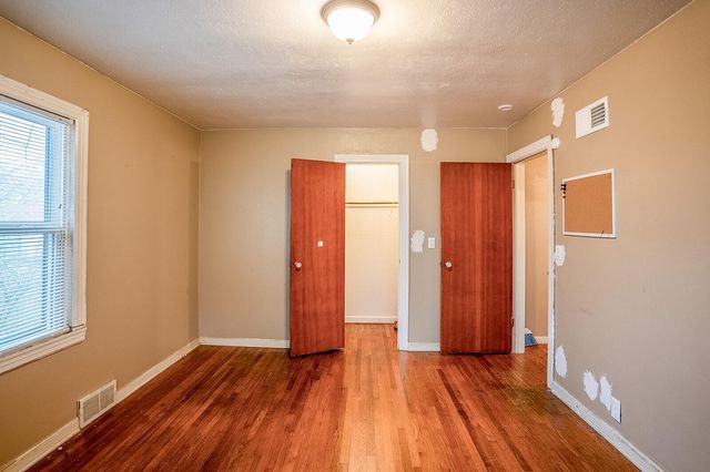 1011 W 2nd Street, West Plains, MO 65775