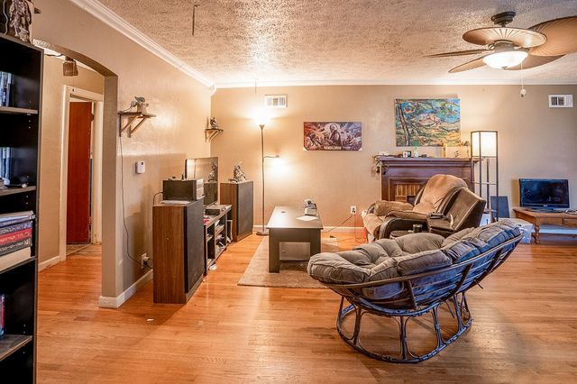 1011 W 2nd Street, West Plains, MO 65775