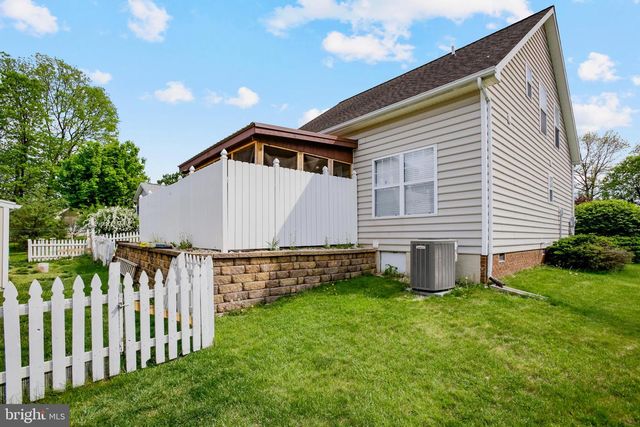 110 ARTISAN WAY, Martinsburg, WV 25401