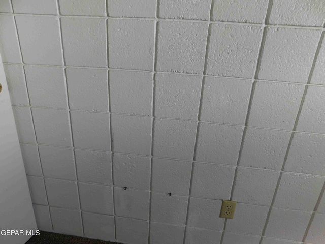 6400 EDGEMERE Boulevard 8A, El Paso, TX 79925