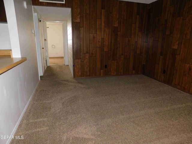 6400 EDGEMERE Boulevard 8A, El Paso, TX 79925