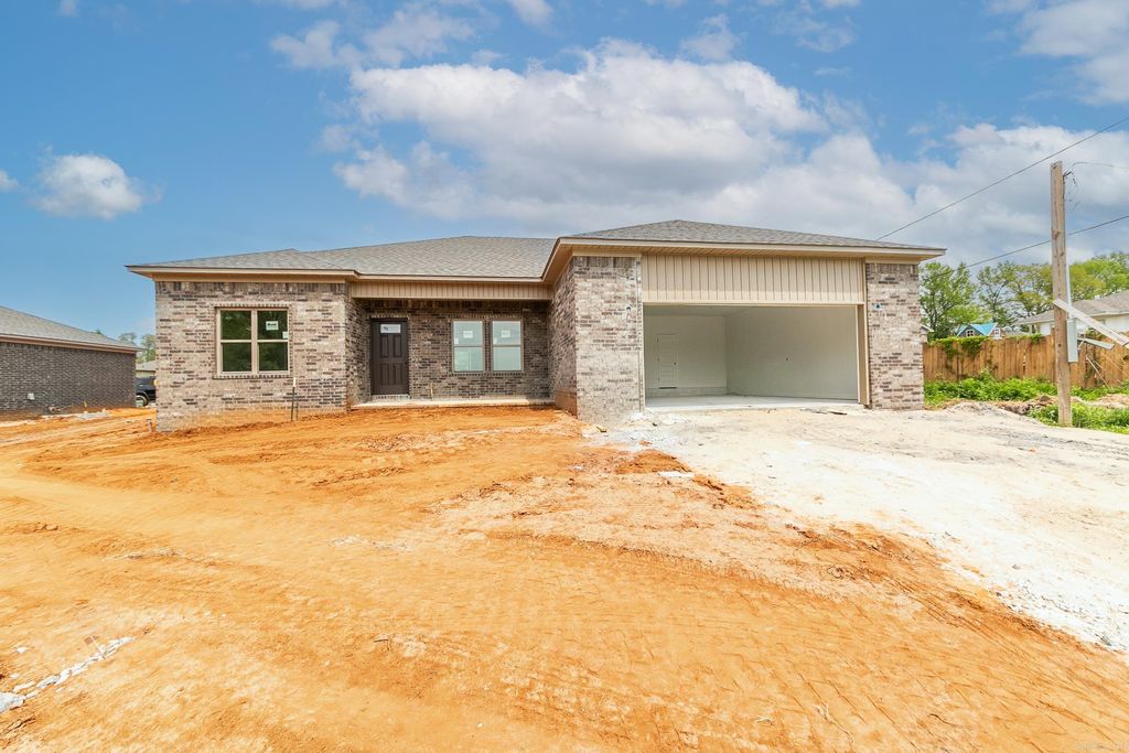 2020 Skylark Drive, Beebe, AR 72012