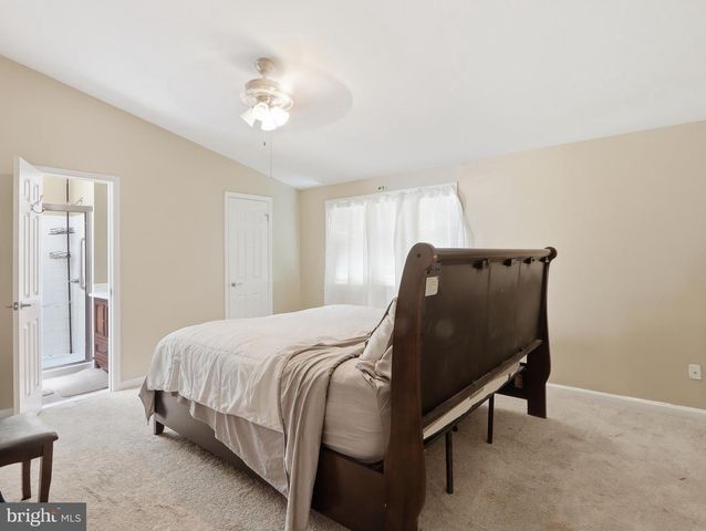 13 COURTWOOD DR, Pikesville, MD 21208
