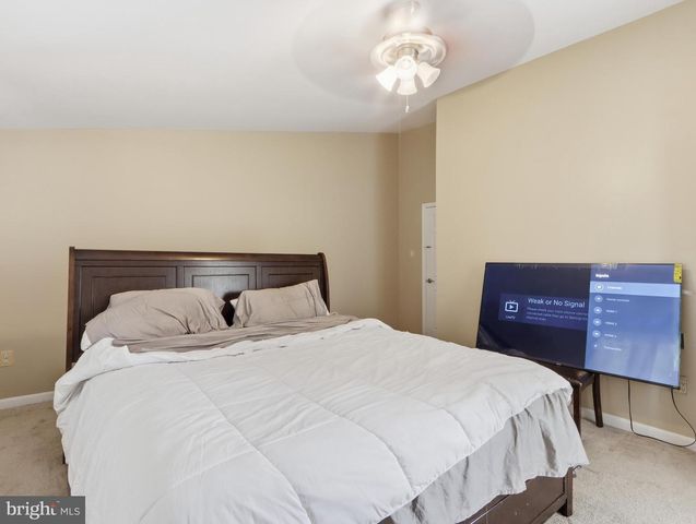 13 COURTWOOD DR, Pikesville, MD 21208