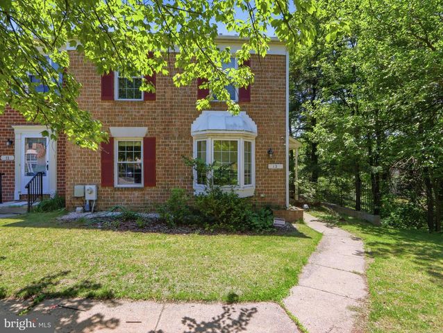 13 COURTWOOD DR, Pikesville, MD 21208