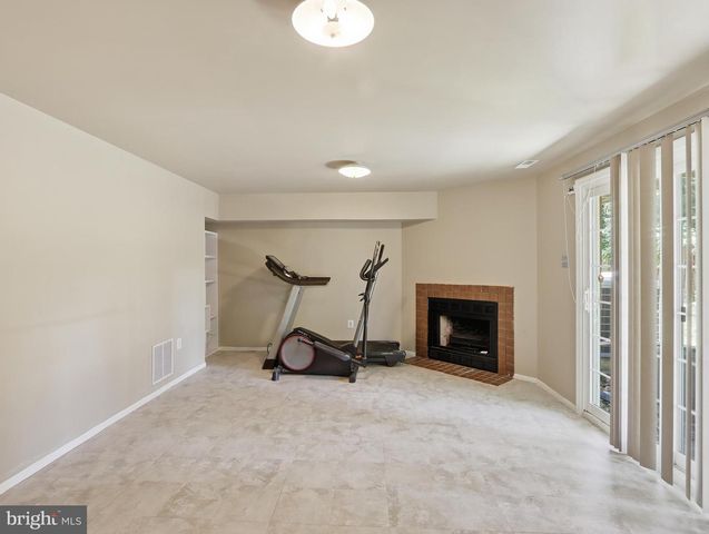 13 COURTWOOD DR, Pikesville, MD 21208