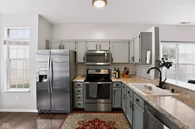 4332 Lucky Court, Indianapolis, IN 46203
