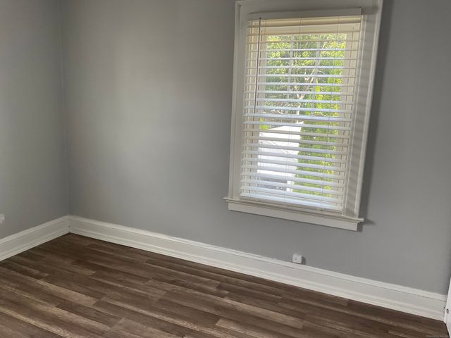 37 Westminster Street, Hamden, CT 06518