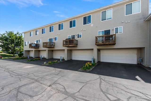 1664 Ruby Drive, Pingree Grove, IL 60140