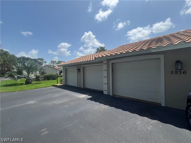 5936 Cranbrook WAY B102, Naples, FL 34112
