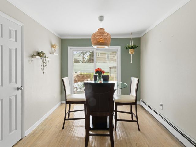 2303 OGDEN AVE, Bensalem, PA 19020