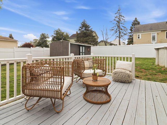 2303 OGDEN AVE, Bensalem, PA 19020