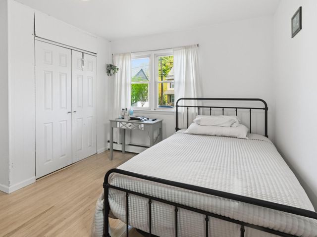 2303 OGDEN AVE, Bensalem, PA 19020