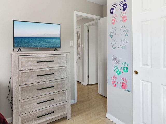 2303 OGDEN AVE, Bensalem, PA 19020