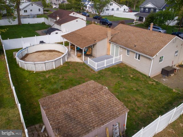 2303 OGDEN AVE, Bensalem, PA 19020