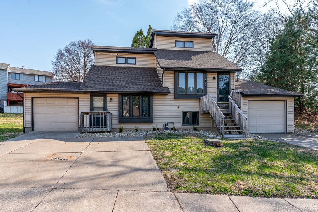 3495 Fairview Drive 0, Bettendorf, IA 52722
